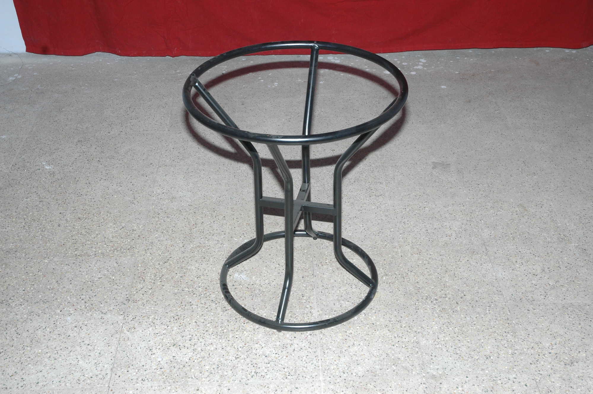 Round Stand Manufacturers in Chennai, Madurai, Coimbatore, Tirupur